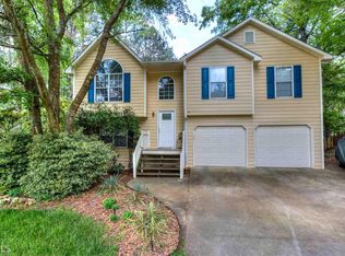 221 Amberwood Trl, Euharlee, GA 30145