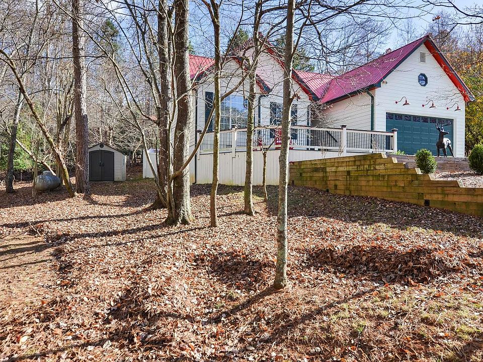 1st image of 743 Villa Dr