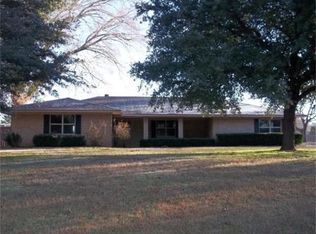 280 Larry Dr, Longview, TX 75605