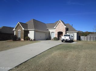 809 Ascham Ct, Pearl, MS 39208