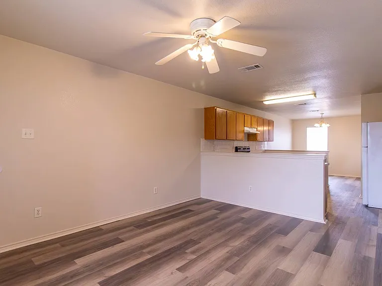 3409 Toledo Dr #D — Photo 4