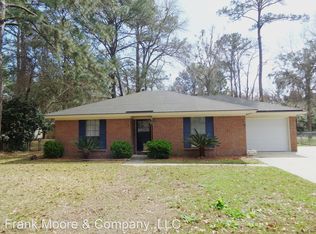 4 Whitfield Park Ct, Savannah, GA 31406