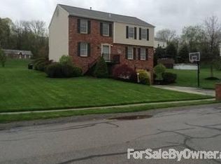 506 Harvester Dr, Oakdale, PA 15071