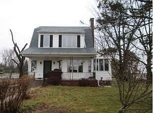 2nd image of 108 Lumpy Ln