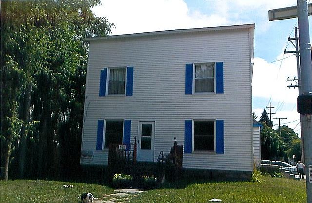2nd image of 803 Pleasant St