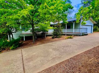 21120 Hemlock St, Groveland, CA 95321