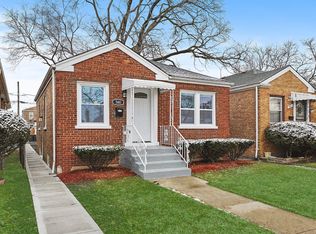 560 E 105th Pl, Chicago, IL 60628