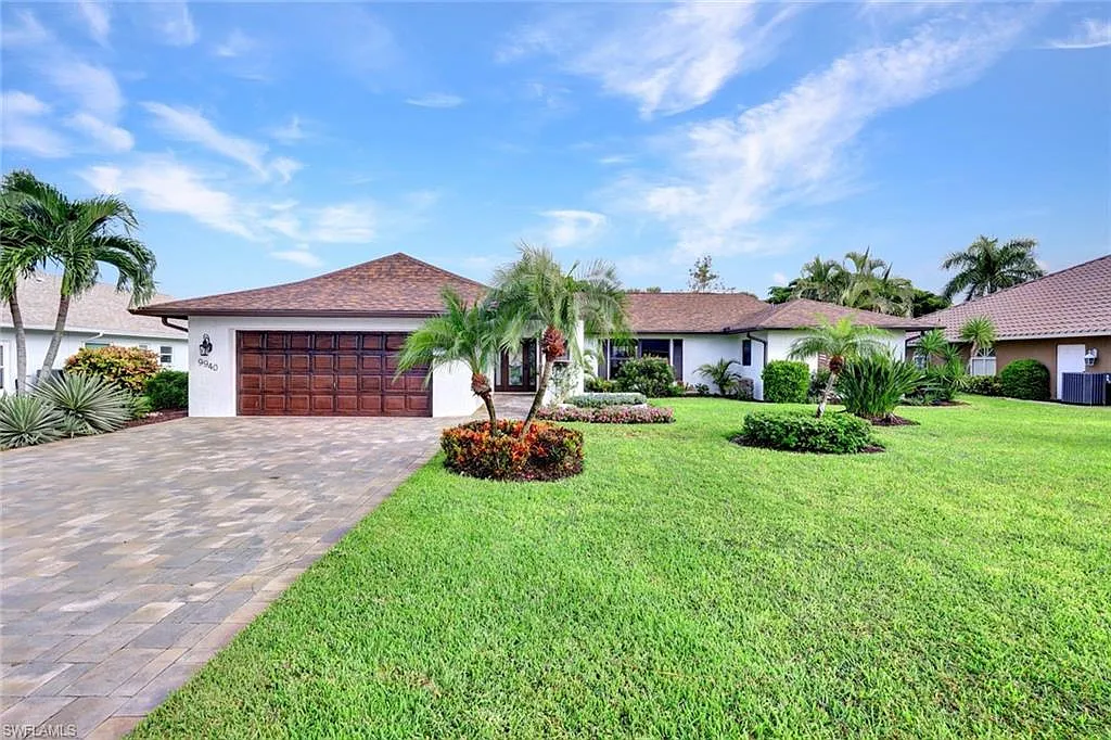 3 bed, 2.0 bath, 2108 sqft, $8,500 — Photo 3