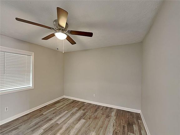 4th image of 1150 Rankin St #3H