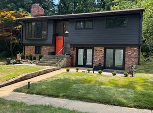 6506 Callander Dr, Bethesda, MD 20817