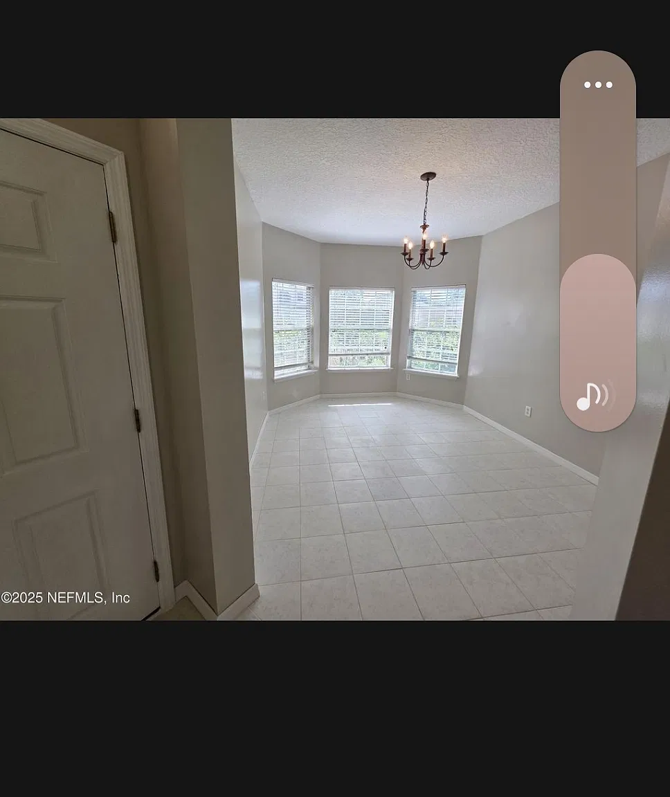 4 bed, 1698 sqft, $1,980 — Photo 1