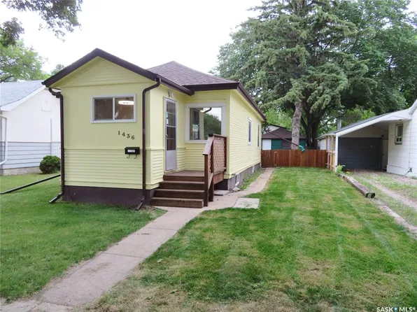 1436 E AVENUE N, Saskatoon, SK S7L 1T6