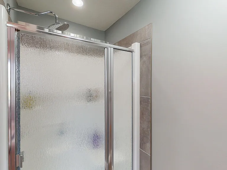 172 Wildrose Dr — Photo 24