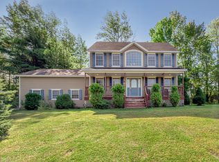 239 New Portland Rd, Gorham, ME 04038