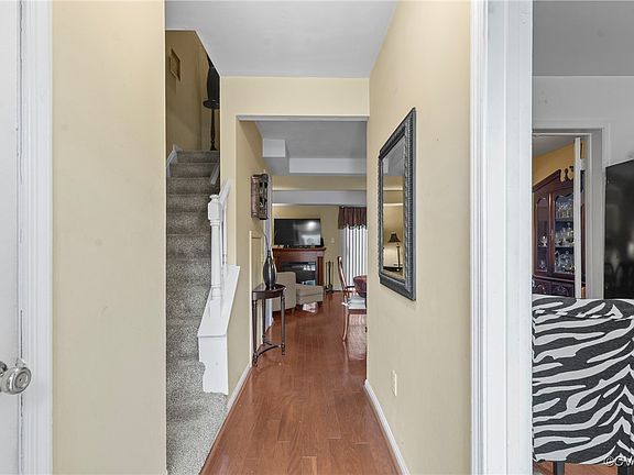 5th image of 1511 Front Royal Dr