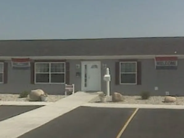 13590 Center St, Weston, OH