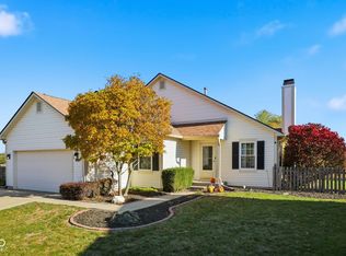 2429 Lakeshore Ct, Lebanon, IN 46052