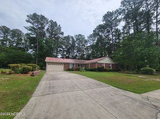 900 Welsh Ln, Jacksonville, NC 28546