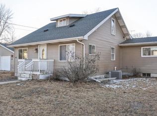 615 Garrison Ave, Nekoosa, WI 54457