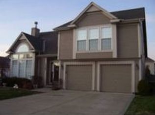 17564 W 158th Ter, Olathe, KS 66062