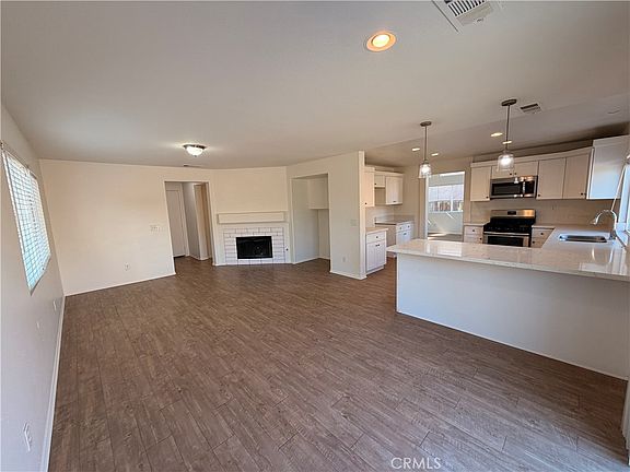 4th image of 4361 Suffolk St