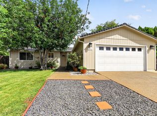 2396 Hawn Ave, Redding, CA 96002