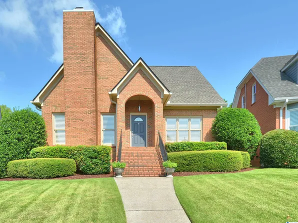 503 Meadow Ridge Cir, Birmingham, AL 35242
