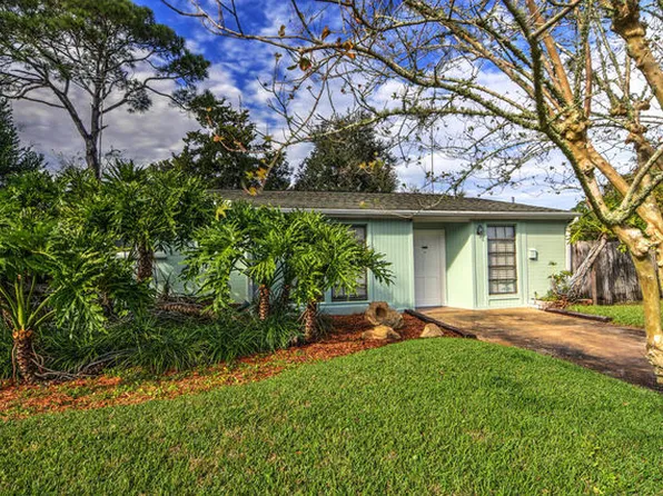 708 N Flamingo Dr, Holly Hill, FL 32117