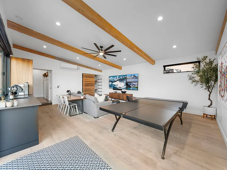 2713 Mesa Ave — Photo 26