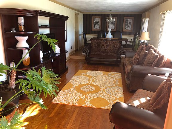 Formal Living/Dining Room 