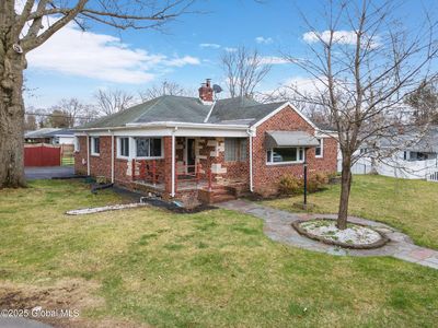 39 Kakely Street, Albany, NY, 12208