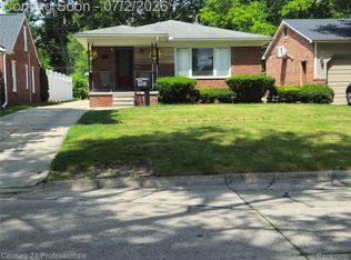 3964 Grindley Park St, Dearborn Heights, MI 48125