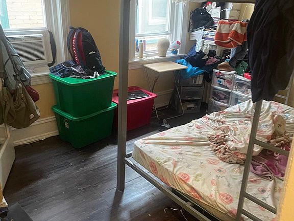 3rd image of 6044 Catharine St