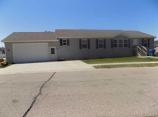 23075 Beech Dr, Chelsea, MI 48118