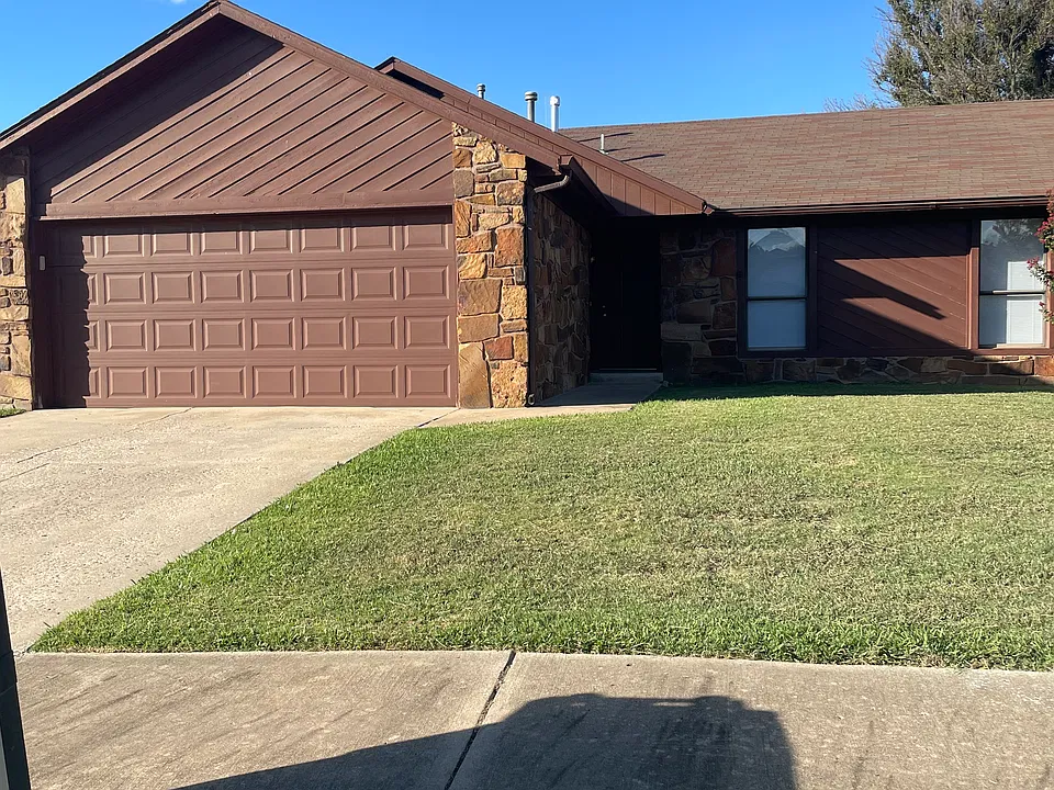 12117 E 30th Pl