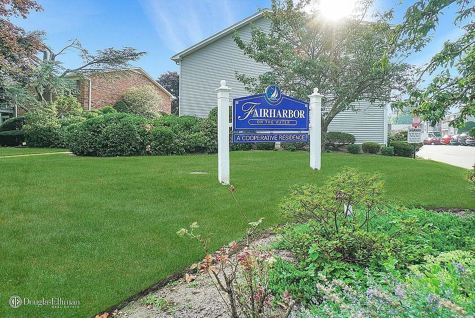 1st image of 102 Fairharbor Dr