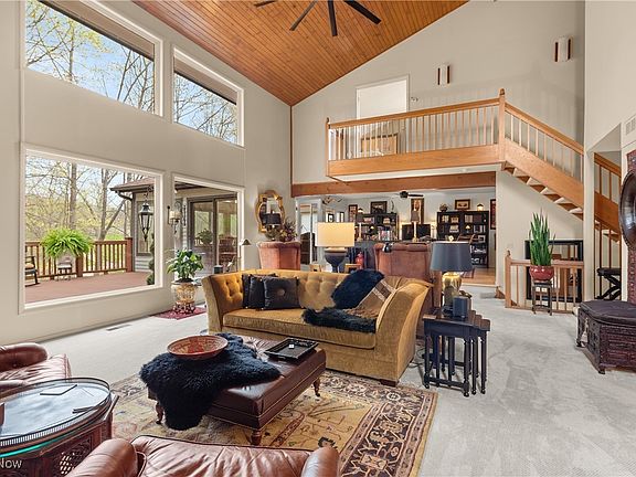 5th image of 6923 Woodwalk Dr #39