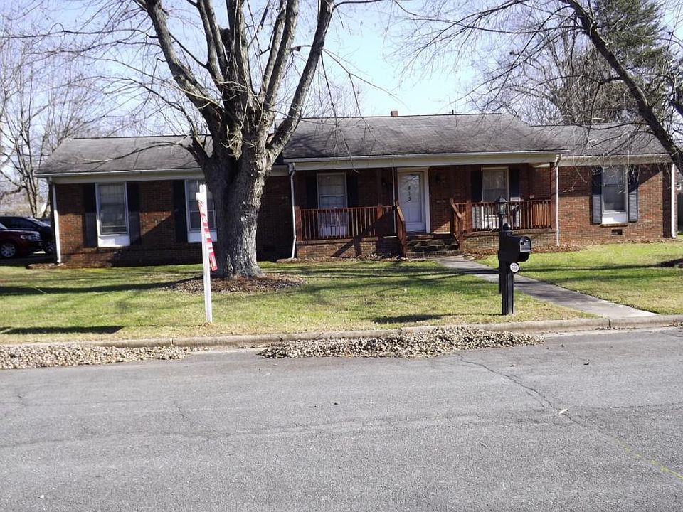 1st image of 515 E Wentworth Dr