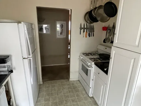 2018 Gates Ave #B, Redondo Beach, CA 90278