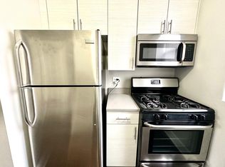 2130 N Sawyer Ave APT 3E, Chicago, IL 60647