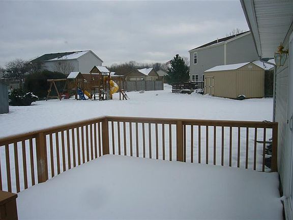 3rd image of 3257 Magnolia Dr
