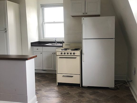 5th image of 3121 Guilford Ave APT 3