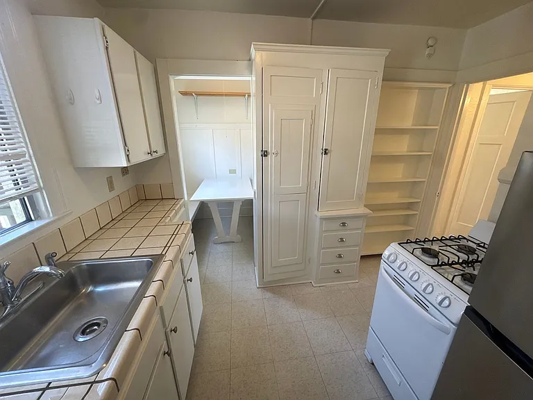 3818 Opal Street — Photo 16
