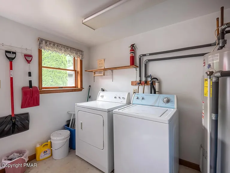 165 Old Stagecoach Rd #2 — Photo 7