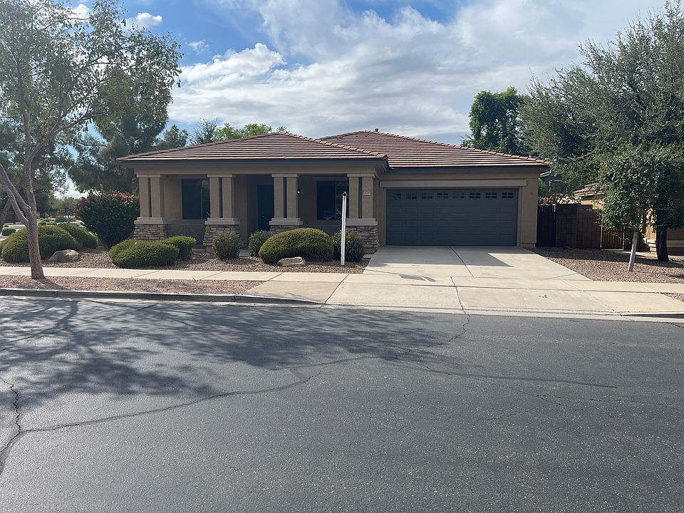 1st image of 18785 E Kingbird Dr