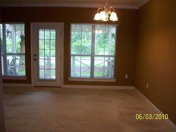 4th image of 391 Twin Lakes Ln #391