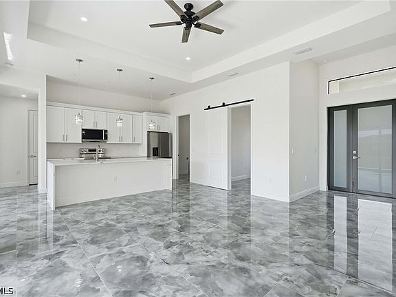 3rd image of 7019 Palpano Cir