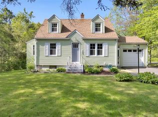 138 Blake Rd, New Britain, CT 06053