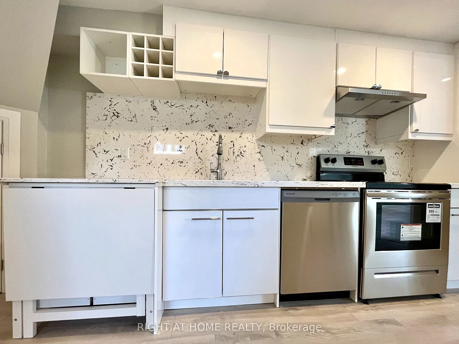 2 bed, $2,000 — Photo 3