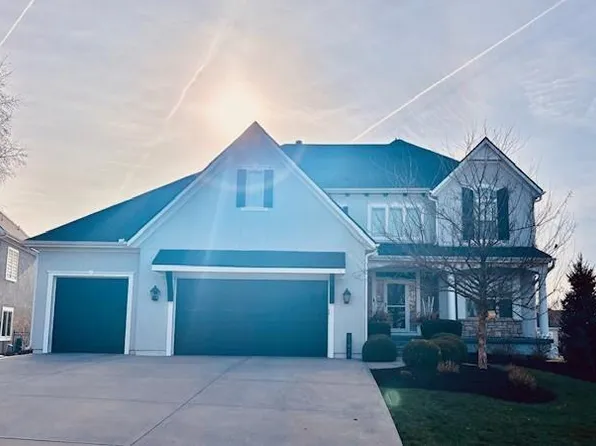 11415 W 165th Ter, Overland Park, KS 66221